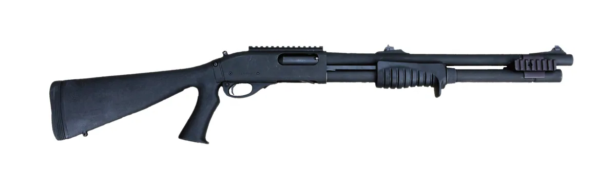 Remington Model 870 by Remington
