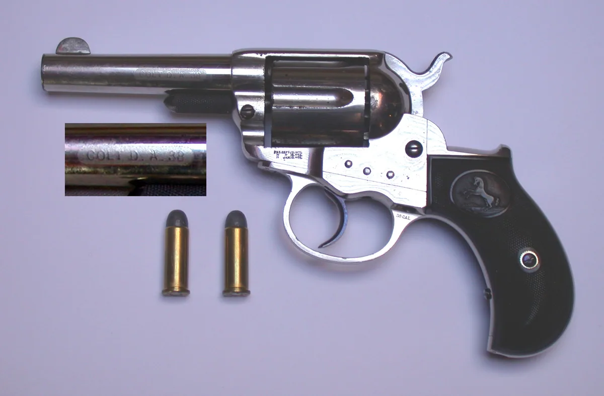 Colt M1877 by Colt