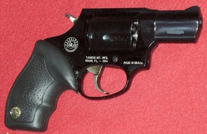 Taurus Model 85 by Taurus